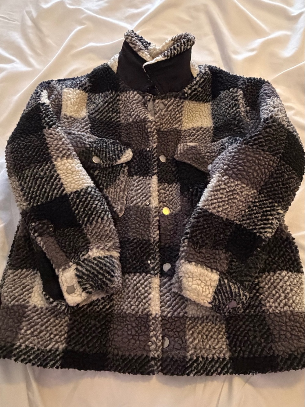 Zara Black Quilted Jacket with Cream Sherpa Trim